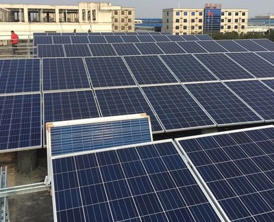 小型太陽能發電廠 開啟綠色能源創業新篇章